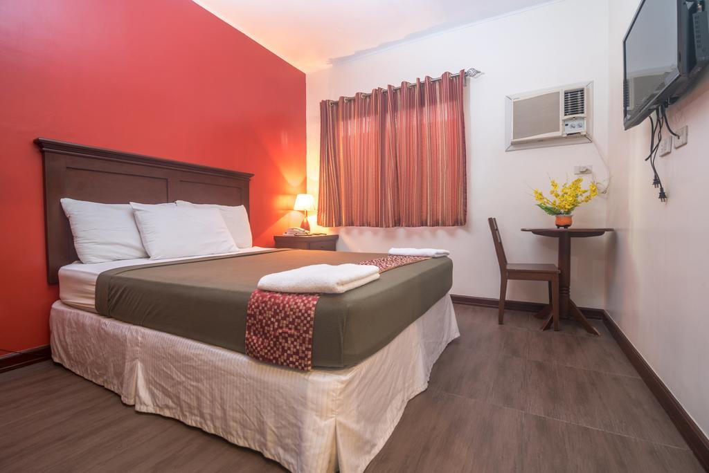 Oftana Suites Mandaue Exterior foto
