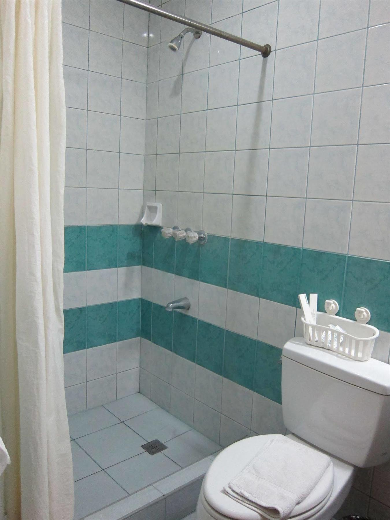 Oftana Suites Mandaue Exterior foto