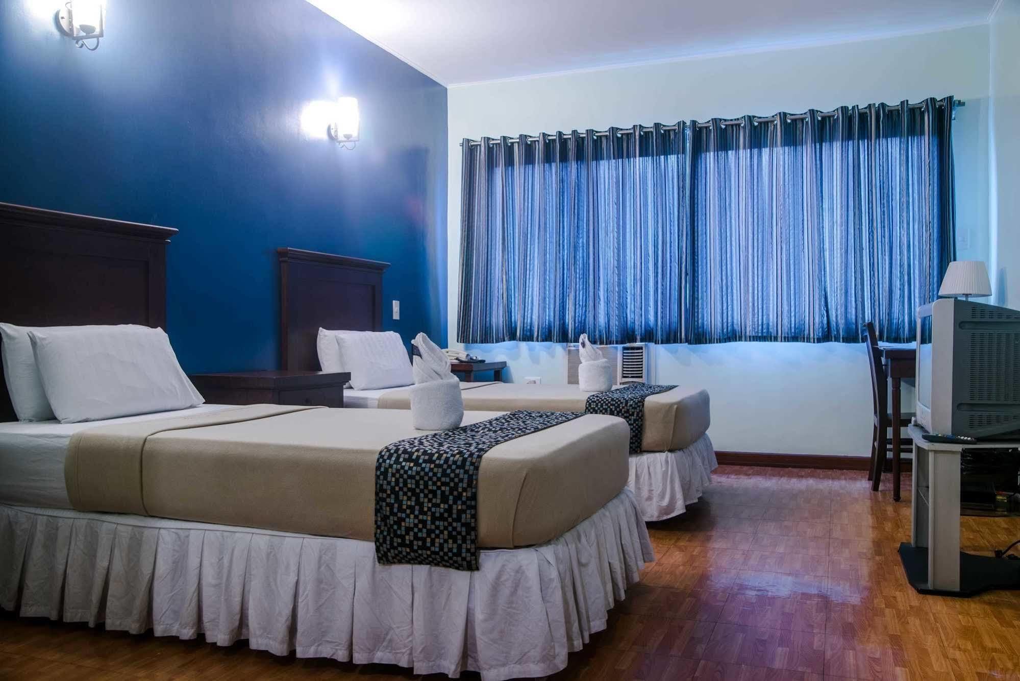Oftana Suites Mandaue Exterior foto