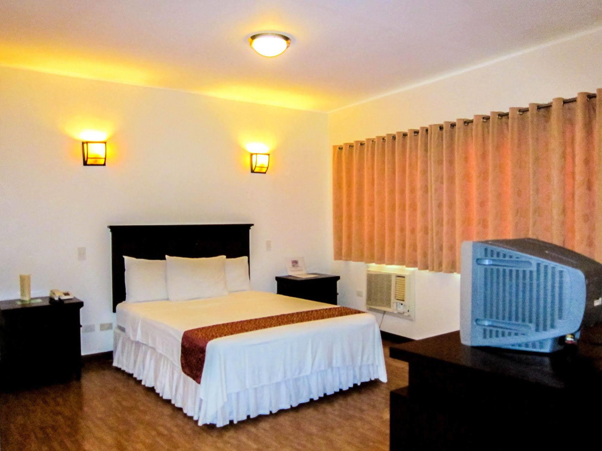Oftana Suites Mandaue Exterior foto